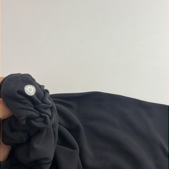 Black Women's align Shorts 0 - Picture 4 of 5